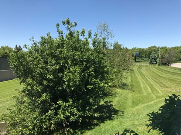 510 Cunat Blvd, Richmond, IL 60071