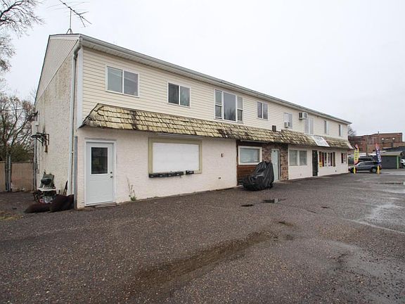5th image of 401 W Main St APT 202