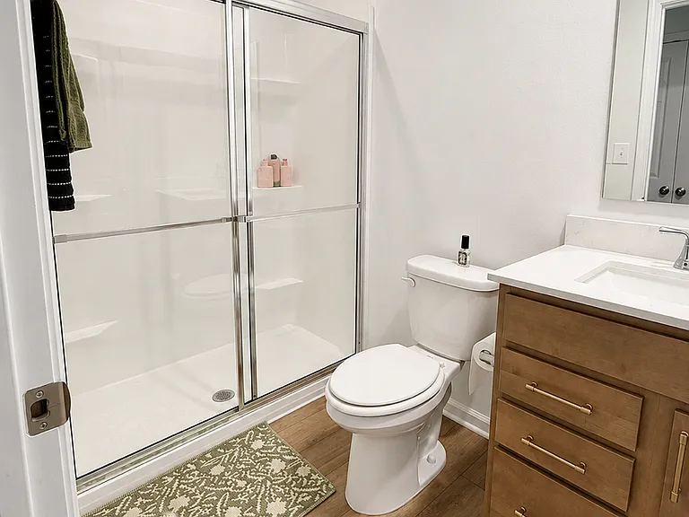 20130 Allegheny Ln — Photo 15