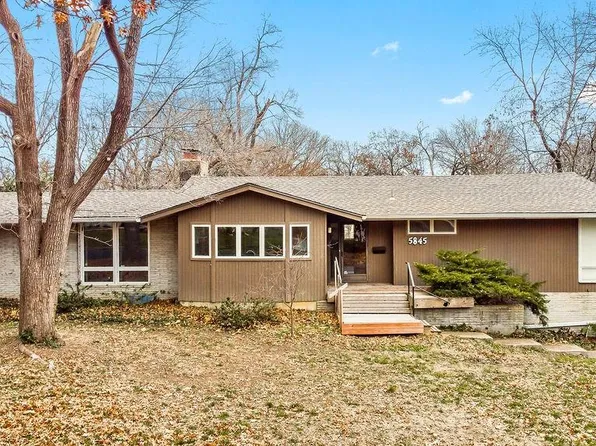 5845 Sunrise Dr, Fairway, KS 66205