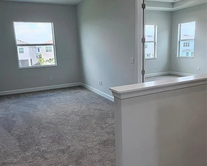5461 Empire Dr — Photo 21