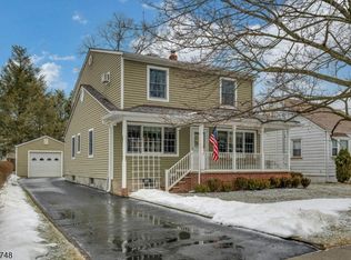 101 Schuyler Ave, Pompton Lakes Boro, NJ 07442