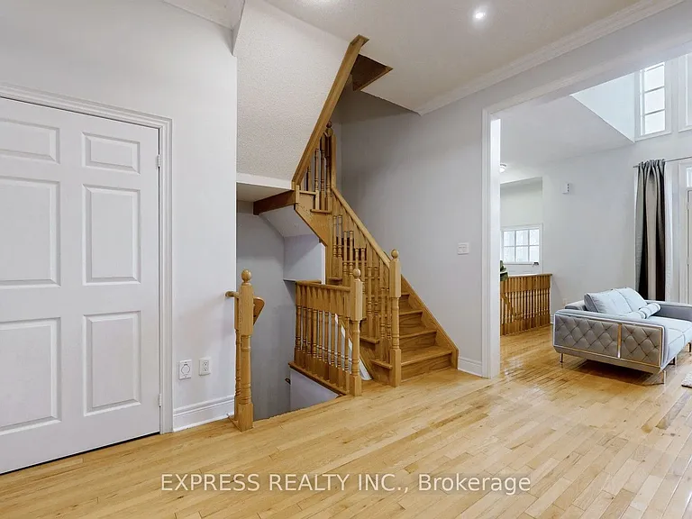 7 Mackenzies Stand Ave — Photo 22