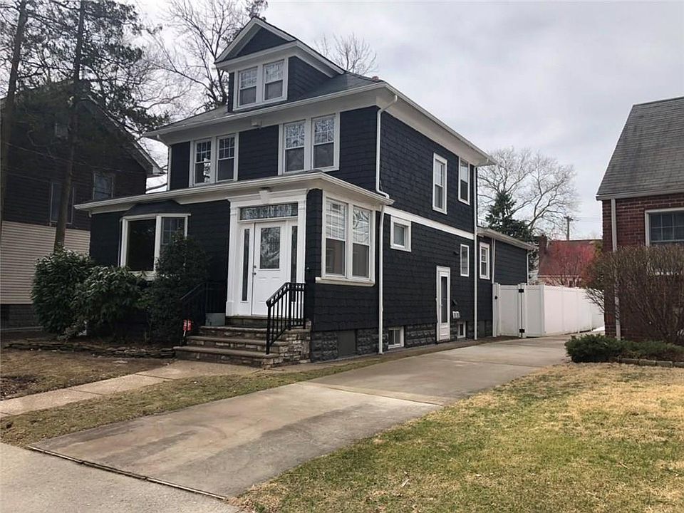 1st image of 228 Bryant Ave
