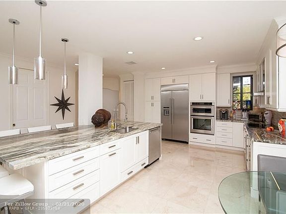 3rd image of 2610 Center Court Dr #3-27