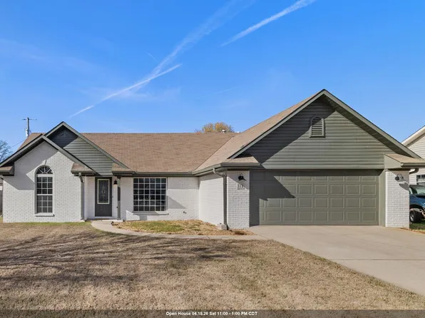 314 Lincoln Ave, Muscle Shoals, AL 35661