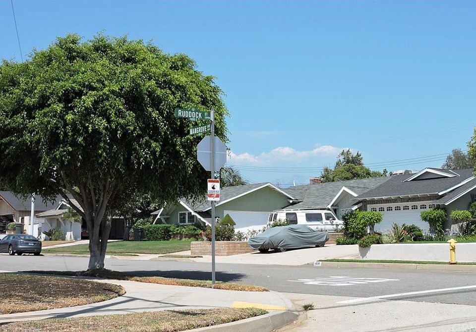 1st image of 424 N Mangrove Ave