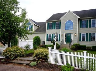 14 Penny Ln, Bellingham, MA 02019