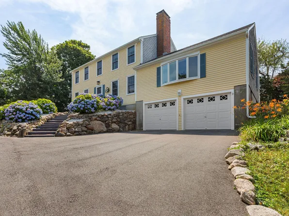 10 Briarfield Road, South Dennis, MA 02660