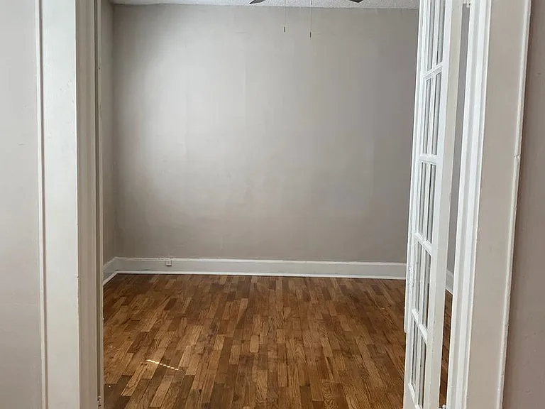 2501 E Douglas Ave — Photo 7