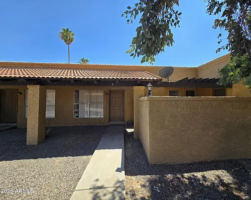 715 N Arrowhead Dr #3 Photo 1