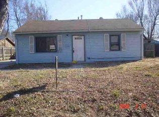 4570 S Elmhurst St, Wichita, KS 67216