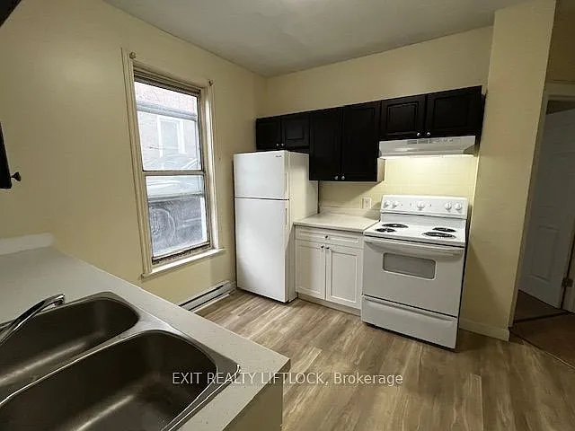 209 Stewart St — Photo 9