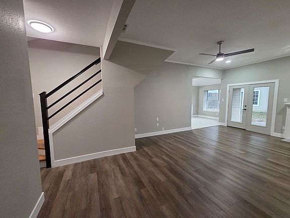 2nd image of 1807 Briar Meadow Dr
