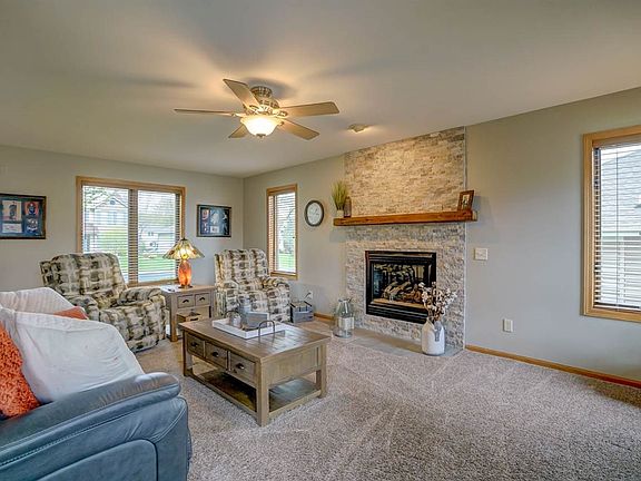 4th image of 2217 Lake Woods Way
