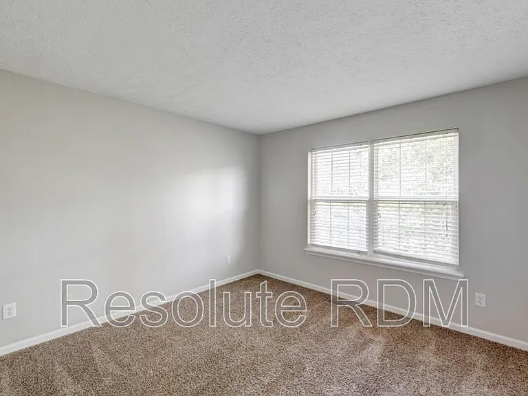 8262 Plumwood Ln — Photo 22