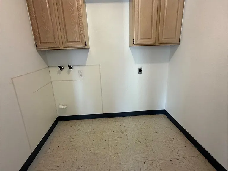 516 Battlebell Rd — Photo 3