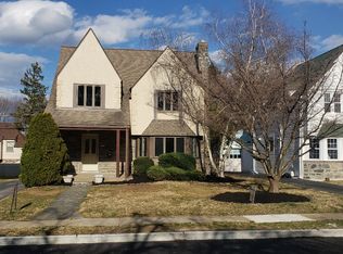1033 Lindale Ave, Drexel Hill, PA 19026
