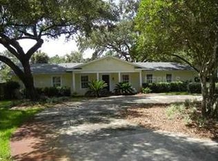 1004 Pine Mdws Golf Rd, Eustis, FL 32726