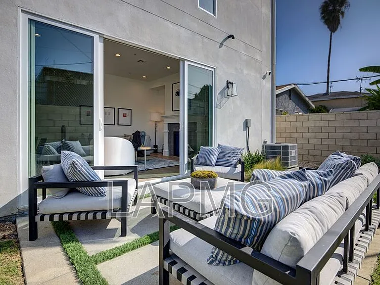 6016 Comey Ave #6016 — Photo 16