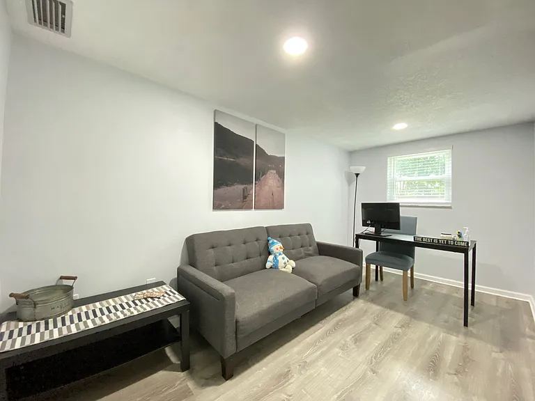 4407 W North A St — Photo 15