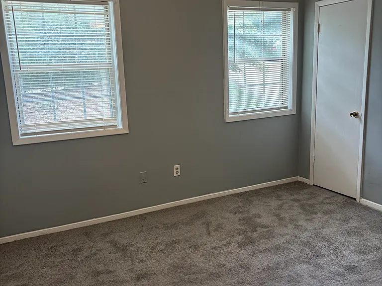 2334 Highpoint Rd SW — Photo 11