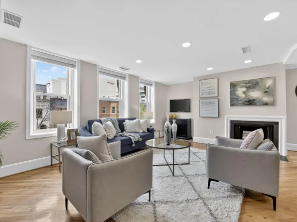 1415 21st St NW Unit Penthouse 2d, Washington, DC 20036