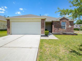 1049 Shadow Glenn Dr, Conroe, TX 77301