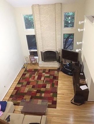 5th image of 165 Willowbrook Dr