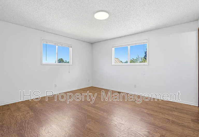 1506 Cimarron Ave — Photo 15