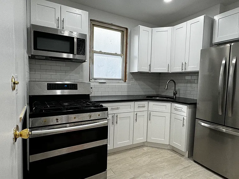 269 S Clinton St #1 — Photo 12