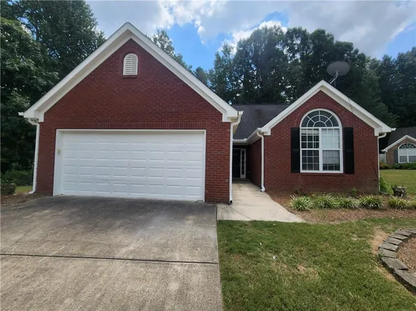 180 Brookestone Point, Fayetteville, GA 30215