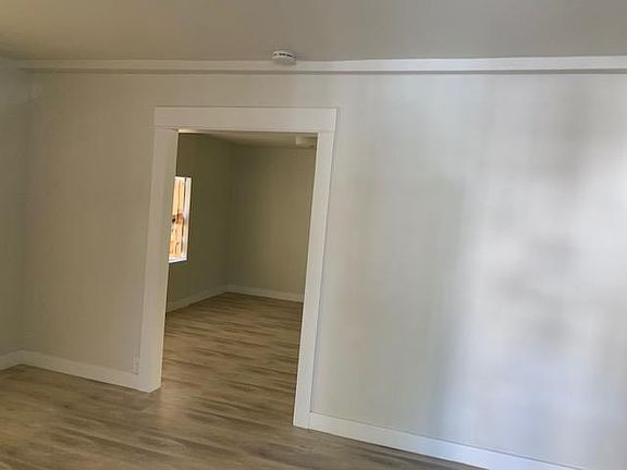 4th image of 2624 Maceo St