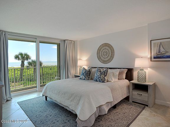 4th image of 830 N Atlantic Ave #203