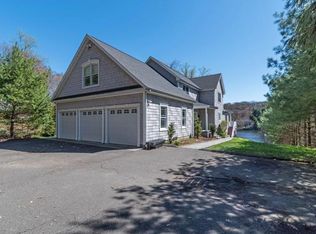 82 Old Dike Rd, Trumbull, CT 06611