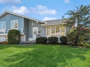 3906 Twana Dr, Des Moines, IA 50310