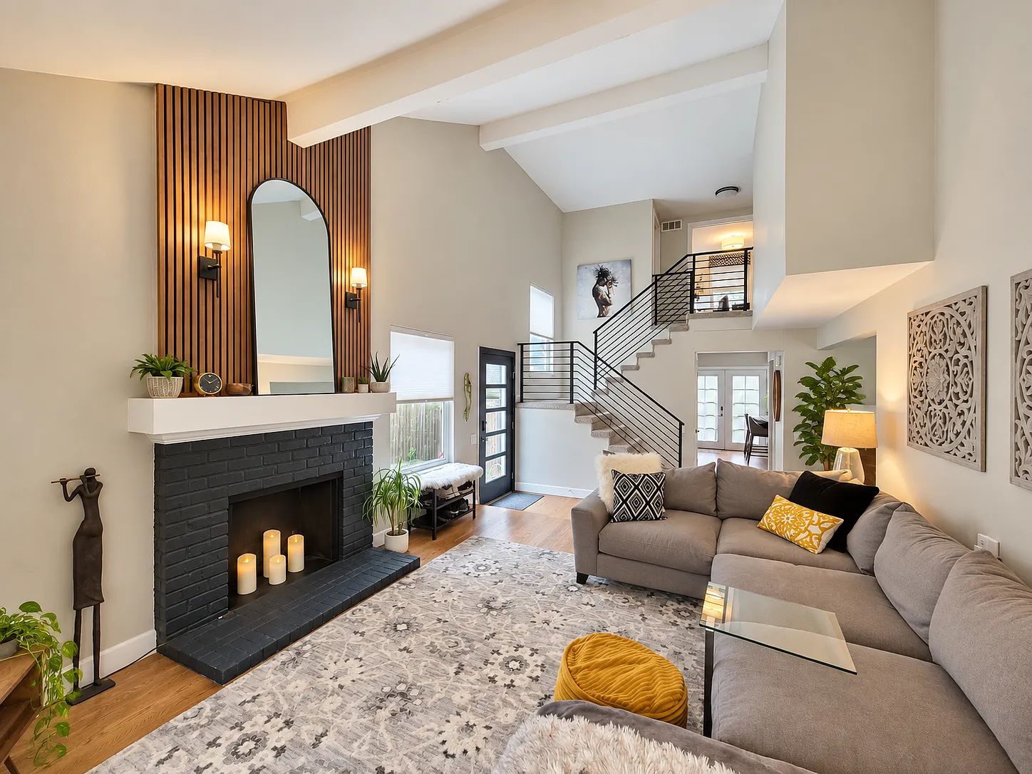 4 bed, 2246 sqft, $3,200 — Photo 3