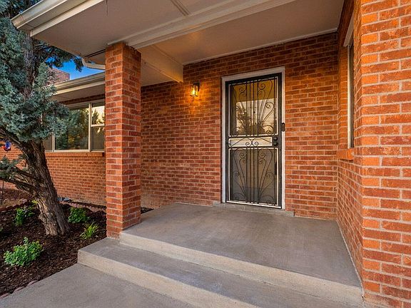 5th image of 622 Palmer Ln