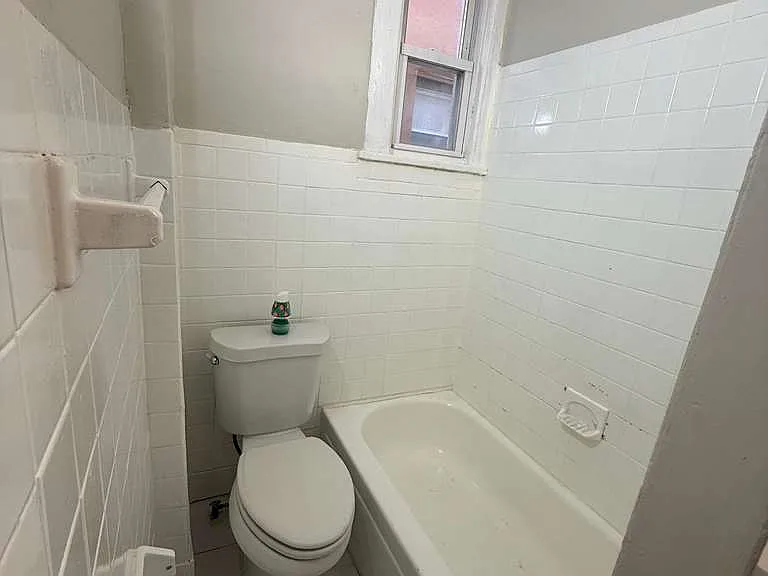 88 Grace St #1 — Photo 9