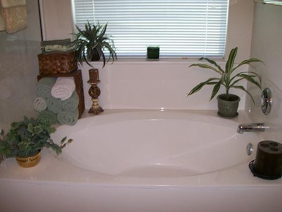 5th image of 206 Gainer Dr