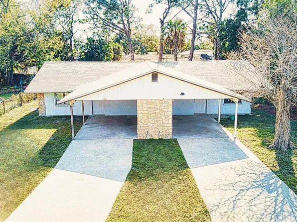 312 60th Avenue Dr W, Bradenton, FL 34207