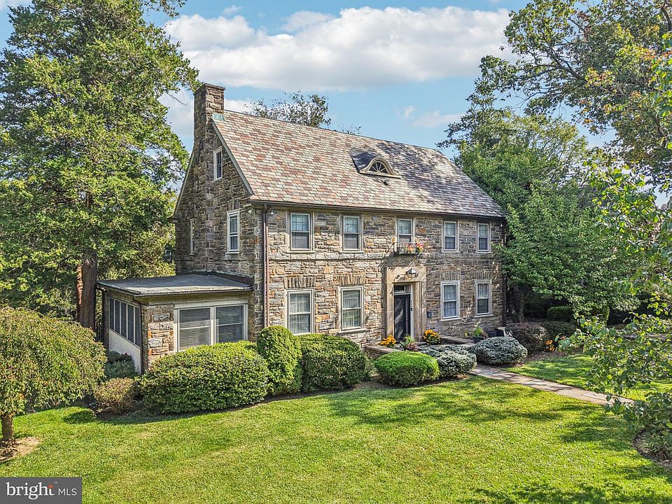 2nd image of 425 Chapel Rd