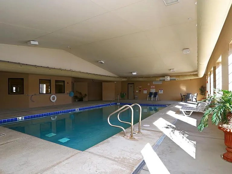 Willow Brooke Apartments — Photo 1