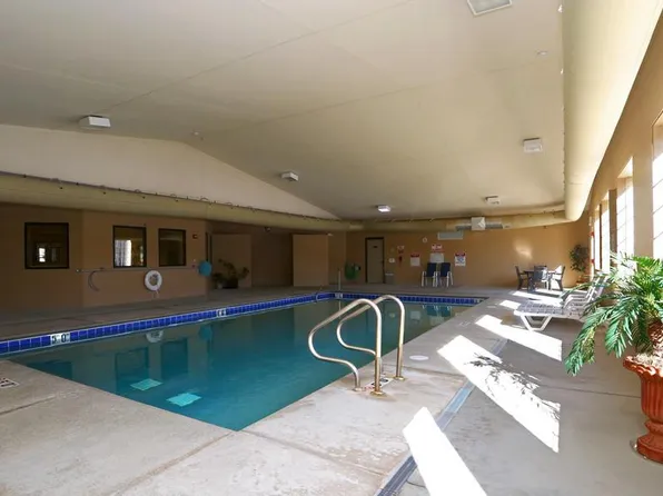 Willow Brooke Apartments, 2121 Willow Brooke Dr #76bbcd57a, Woodstock, IL 60098