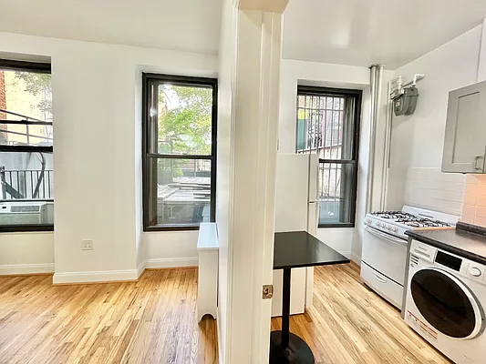 Rented by Compass | media 4
