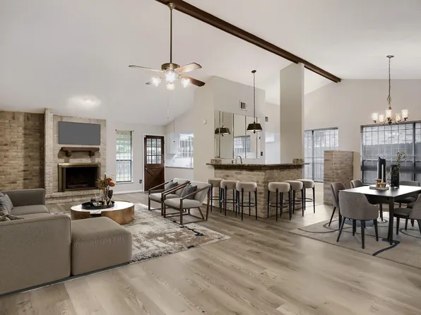10103 Inwood Shadows St, Houston, TX 77088