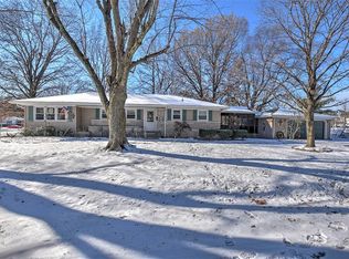 3649 N Main St, Decatur, IL 62526