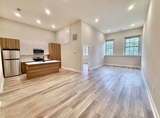 1032 N 48th St #104, Philadelphia, PA 19131