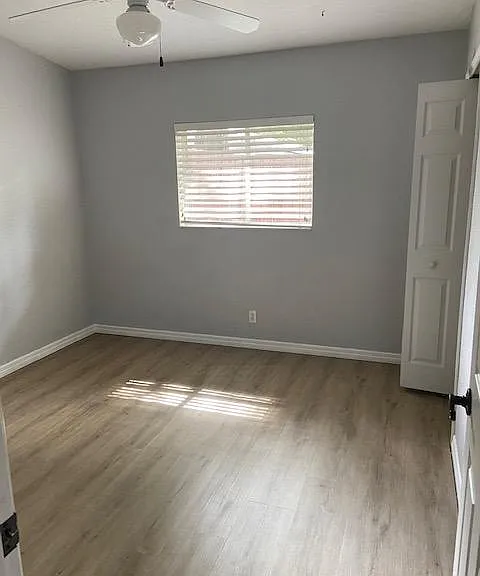 1741 Goodrich Ave — Photo 20