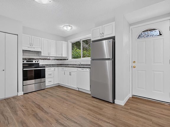 5th image of 117 Habitat Cres NW